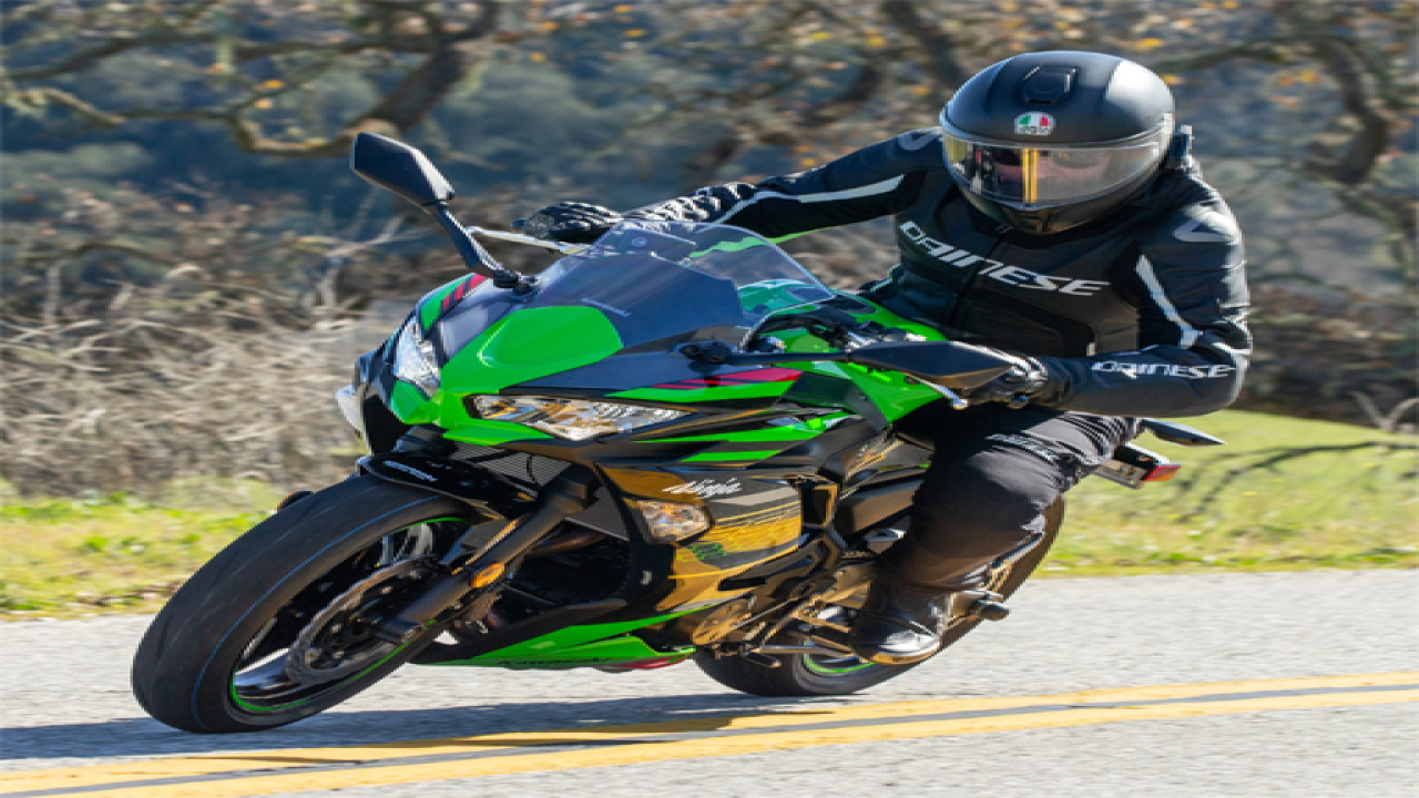 Play Kawasaki Ninja 650 Slide Free Online Now